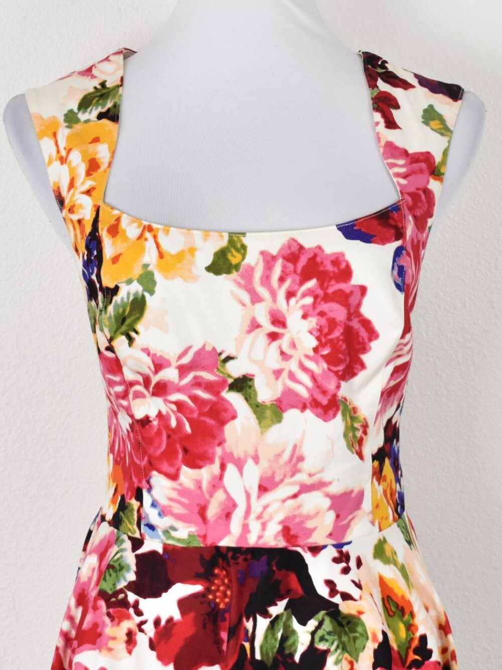 Maggy London Floral Fit and Flare Dress - 10 - Picture 2 of 10